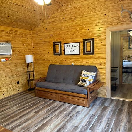 Hotel Kick Back Ranch Ramer Esterno foto