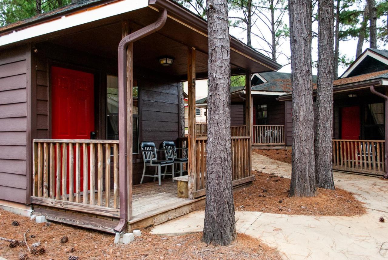 Hotel Kick Back Ranch Ramer Esterno foto