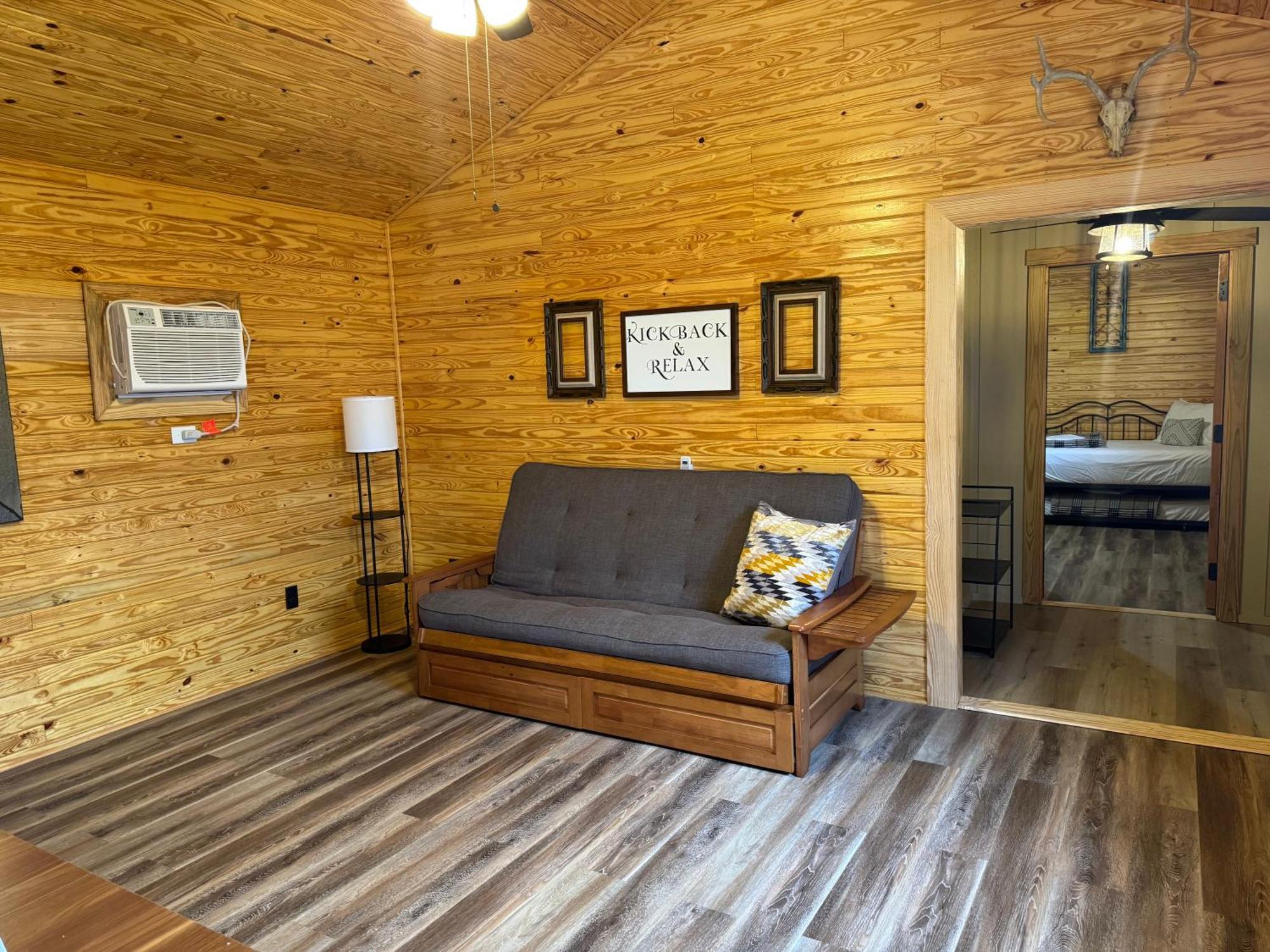 Hotel Kick Back Ranch Ramer Esterno foto